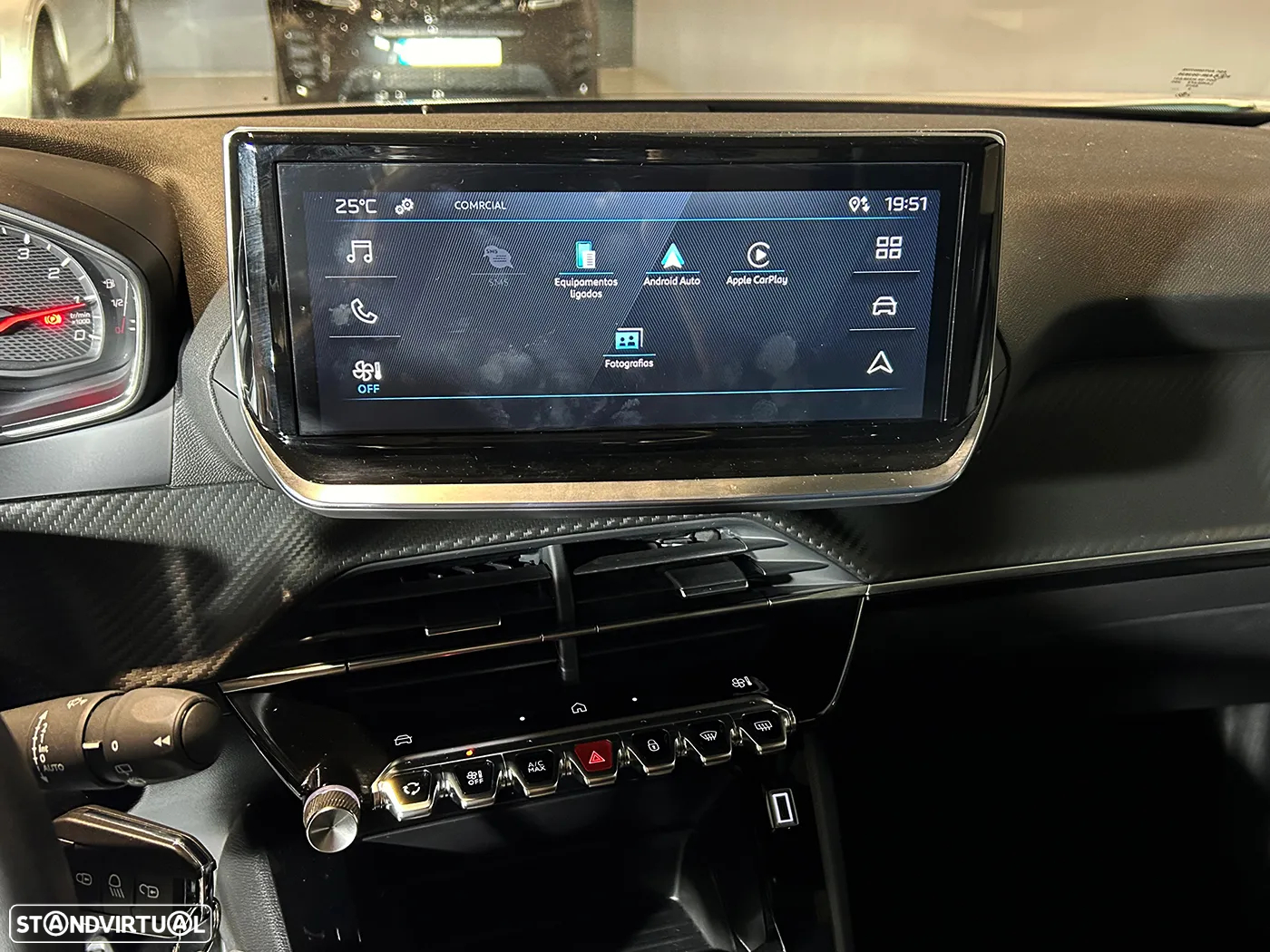 Peugeot 2008 1.2 PureTech Active - 31