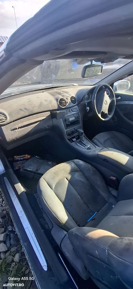 Dezmembrez Mercedes Benz CLK240 W209 C209 - 5