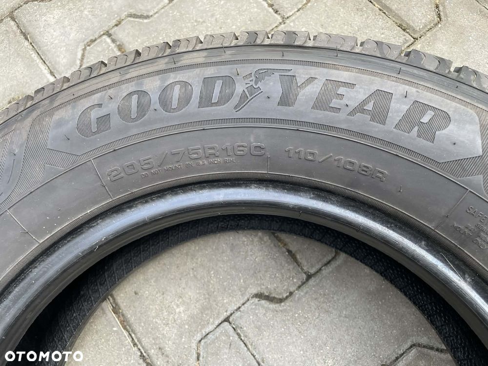 205/75R16C Goodyear EfficientGrip Cargo 2 - Opony lato 4szt. 7mm - 4