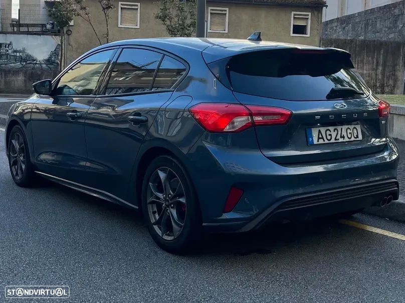 Ford Focus 1.0 EcoBoost MHEV ST-Line X - 7