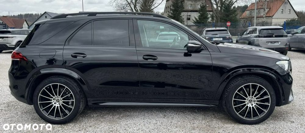 Mercedes-Benz GLE 300 d 4Matic 9G-TRONIC AMG Line - 4
