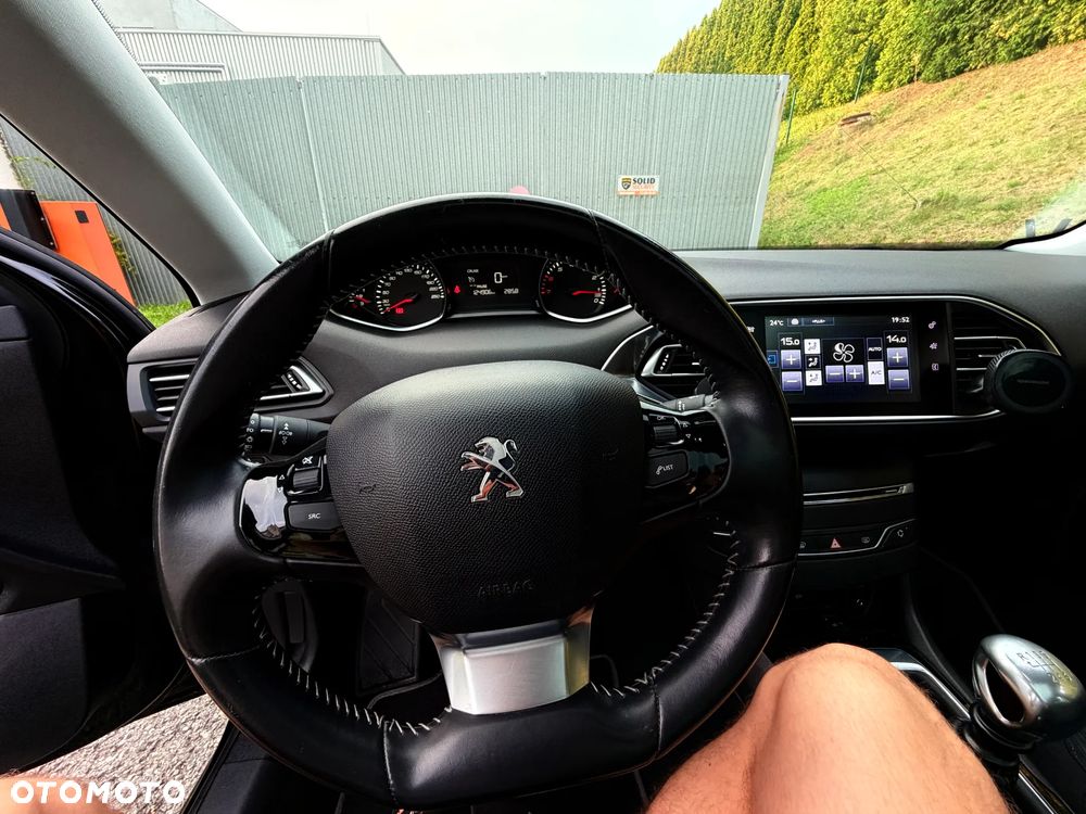 Peugeot 308 1.2 PureTech Active S&S - 7