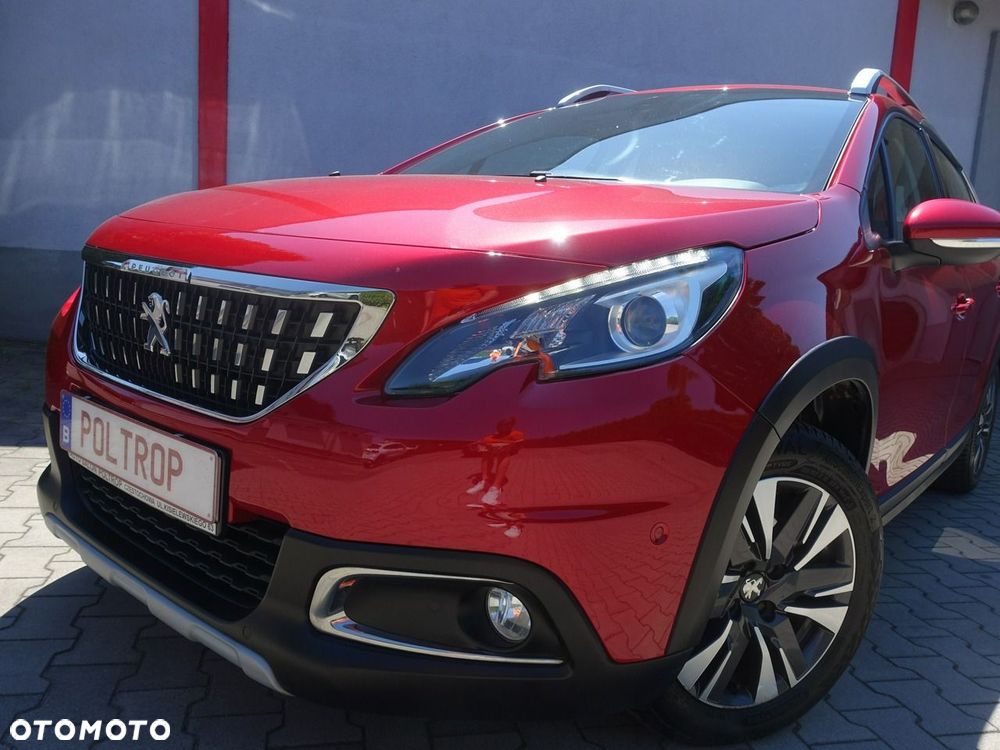 Peugeot 2008 1.2 Pure Tech Allure S&S - 3