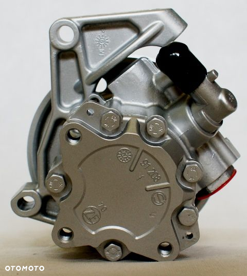 POMPA WSPOMAGANIA VOLVO XC60 XC70 S80 XC90 3,2 AWD - 5