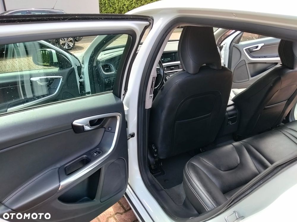 Volvo V60 - 27