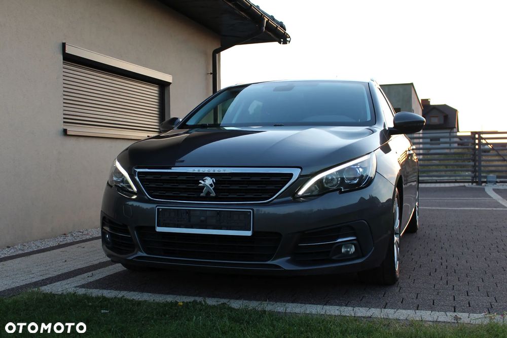 Peugeot 308 - 7