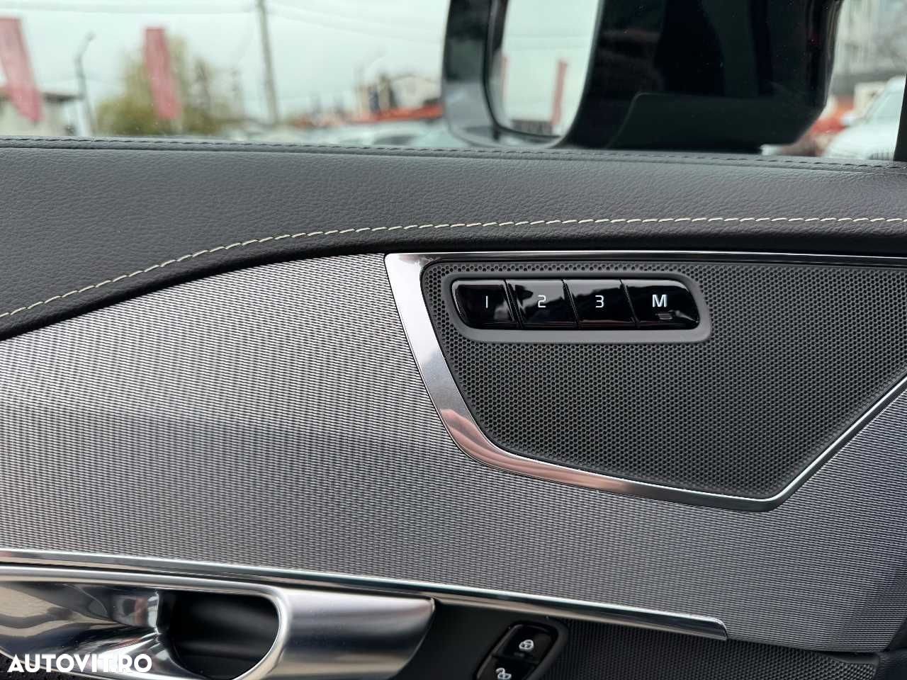 Volvo XC 90 - 17