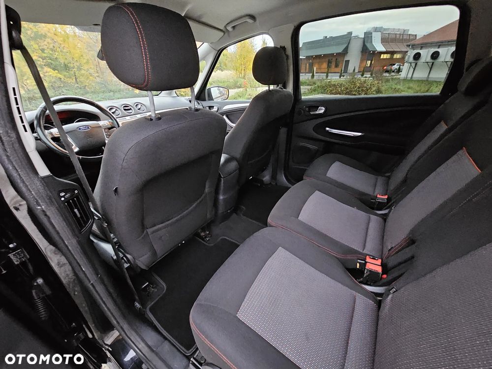 Ford S-Max 2.0 TDCi DPF Titanium - 23