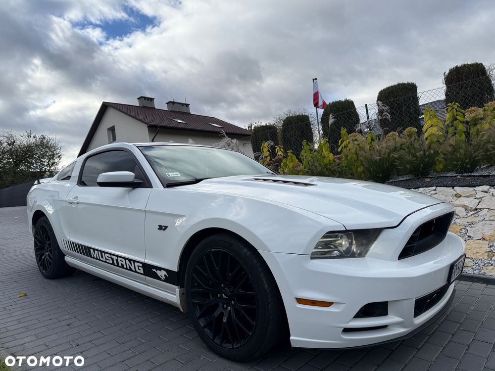 Ford Mustang 3.7 V6 Premium - 14