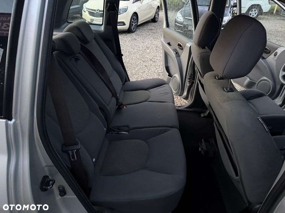 Hyundai Matrix 1.6 GLS - 13