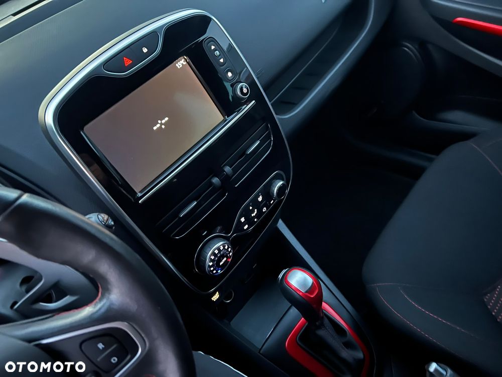 Renault Clio - 19