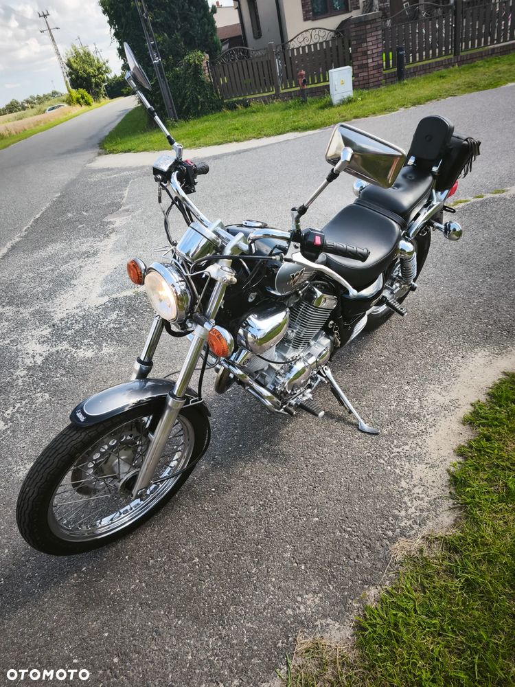 Yamaha XV - 10