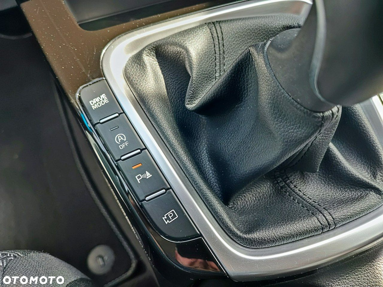Kia Ceed - 16