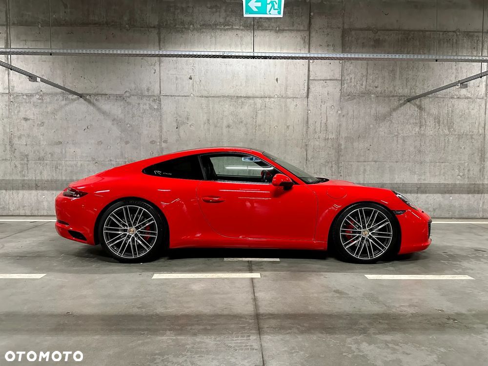 Porsche 911 Carrera S PDK - 4