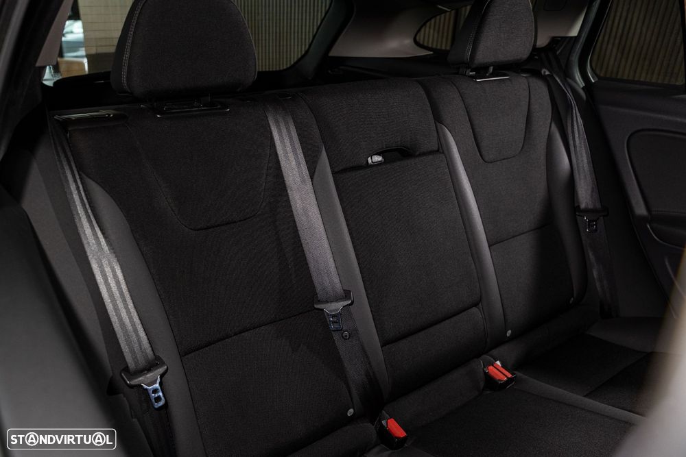 Volvo V60 2.0 D4 Kinetic - 21