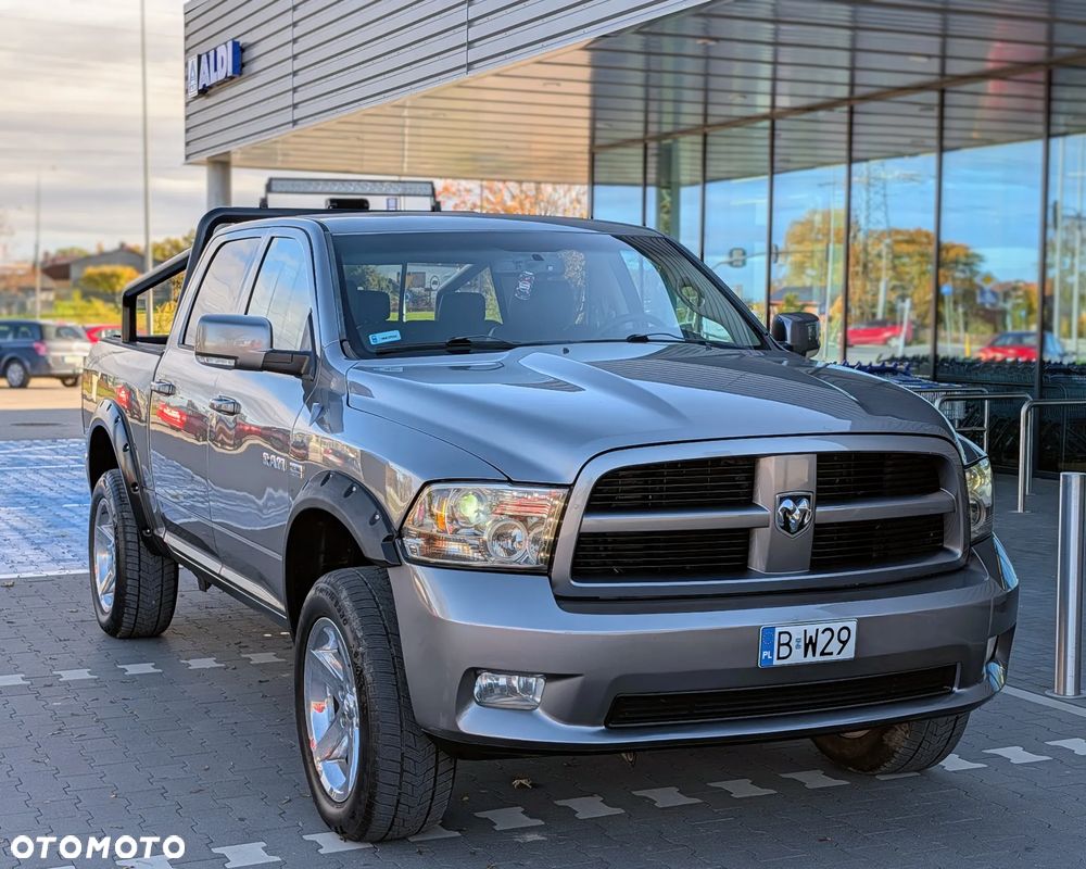 Dodge RAM 5.7 4x4 - 3