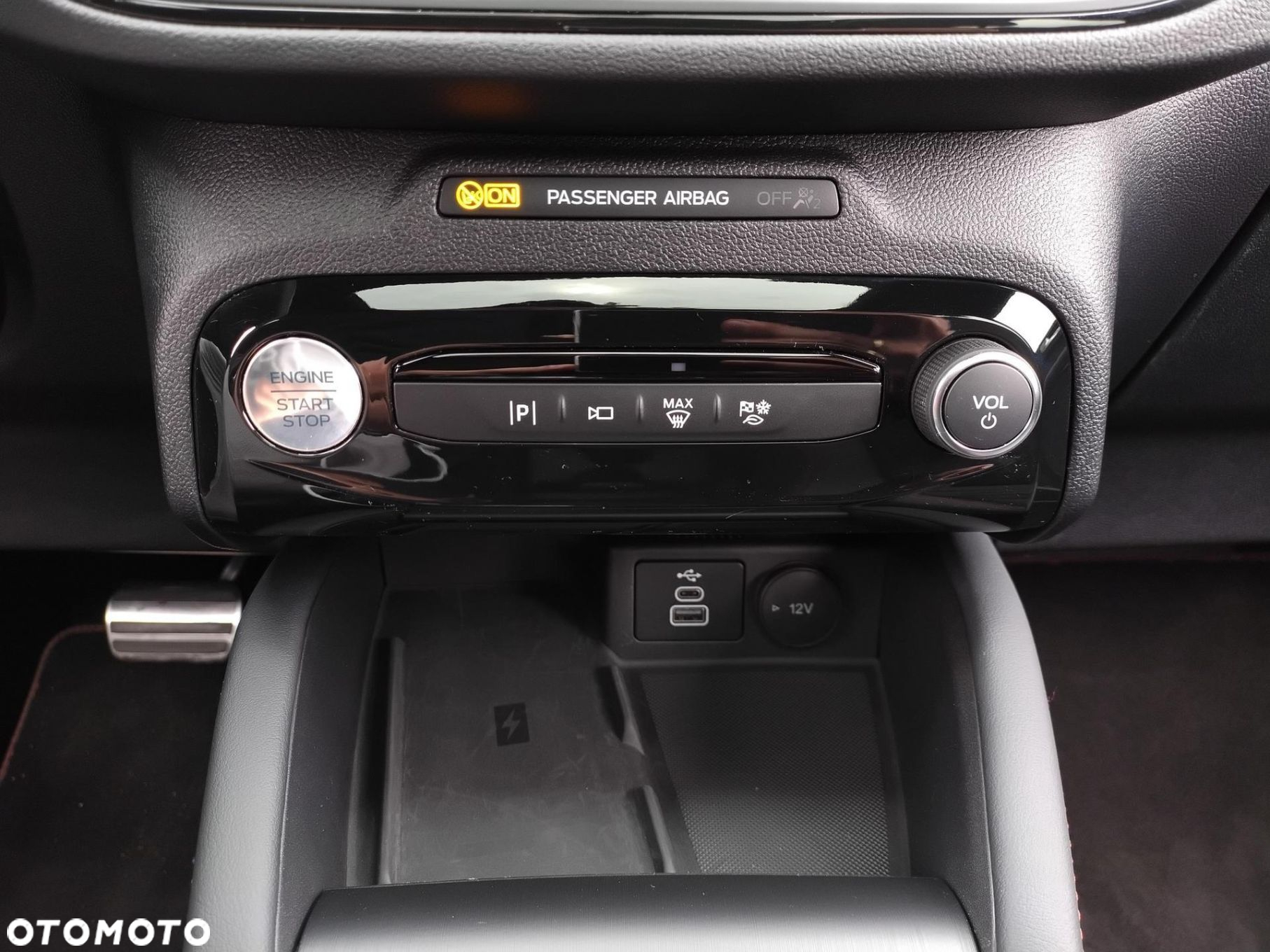 Ford Kuga 2.5P PHEV FWD ST-Line X eCVT - 25