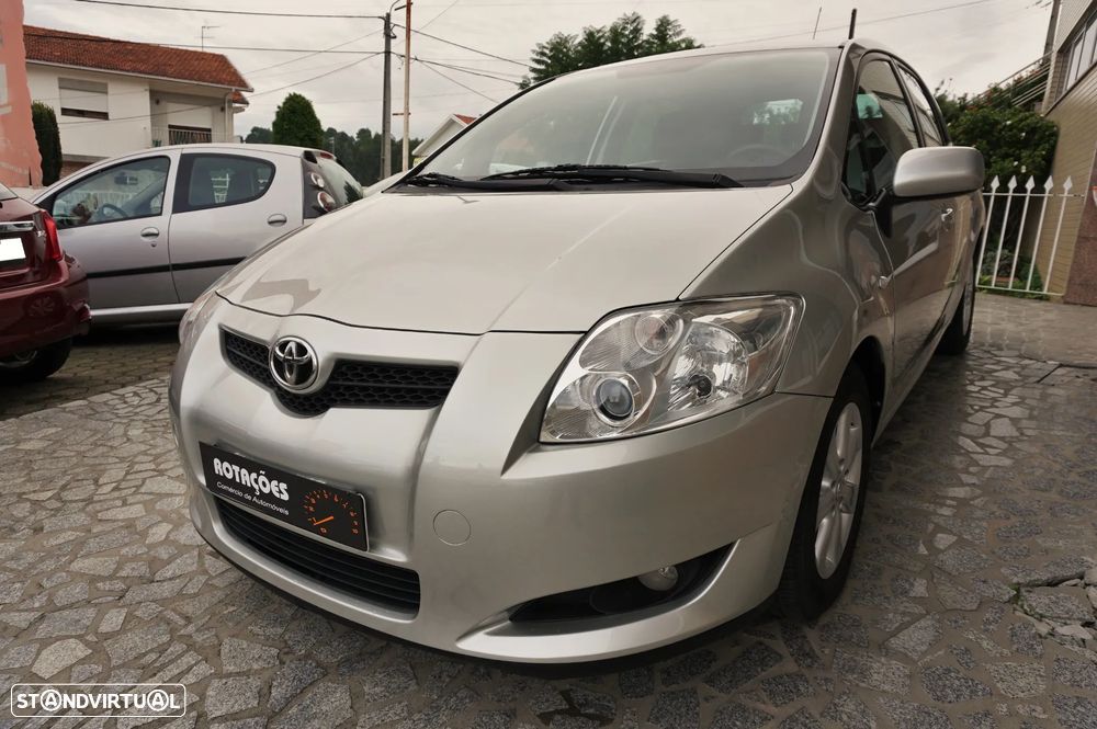 Toyota Auris 1.4 D-4D Comfort+Navi - 1