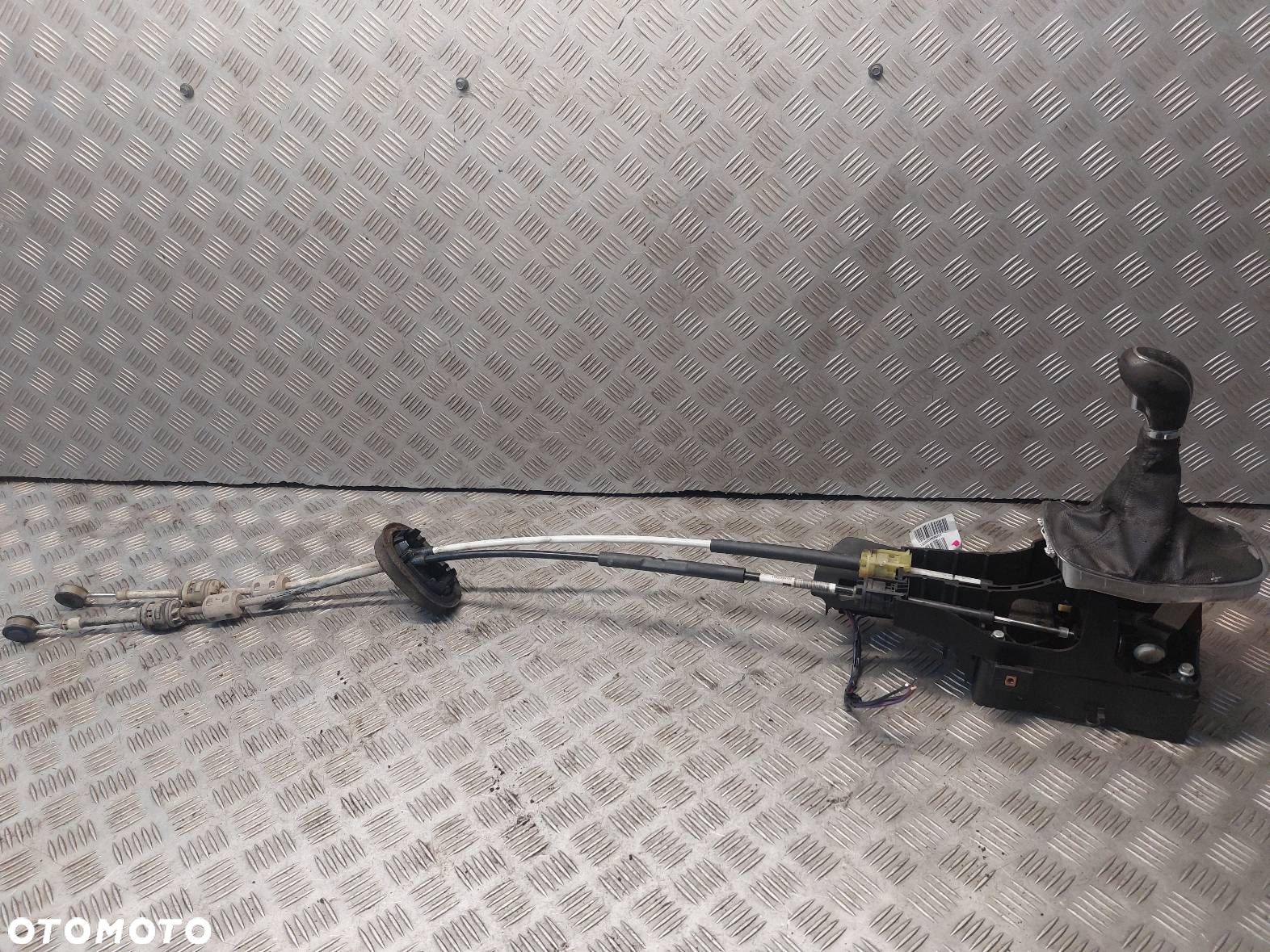 LEWAREK ZMIANY BIEGÓW + LINKI OPEL INSIGNIA A 55560991 13261545 - 1