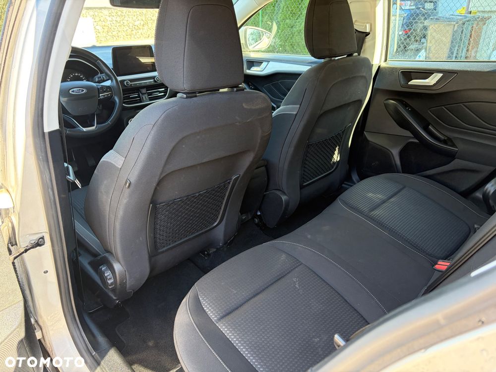 Ford Focus 1.5 EcoBlue Start-Stopp-System COOL&CONNECT - 26