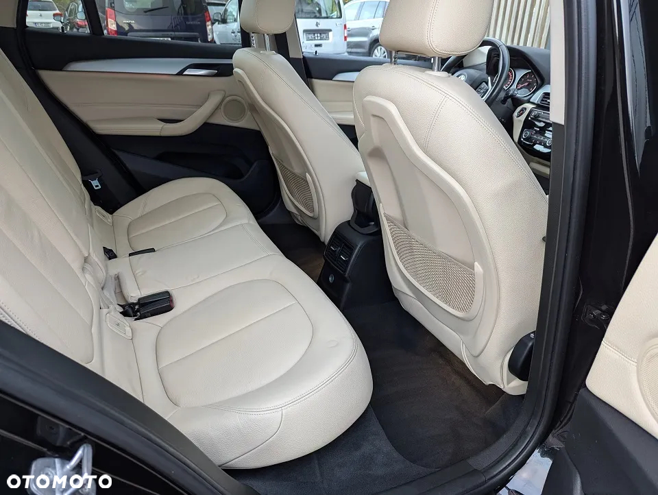 BMW X1 xDrive25d xLine - 20