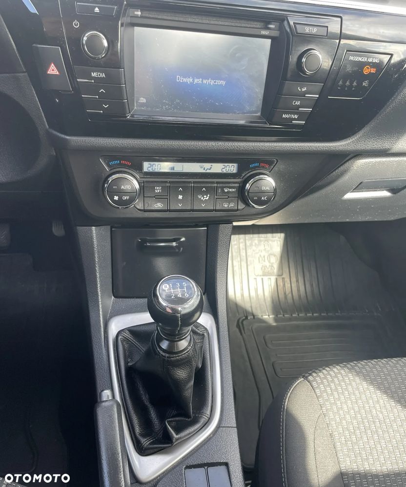 Toyota Corolla 1.6 Comfort - 7