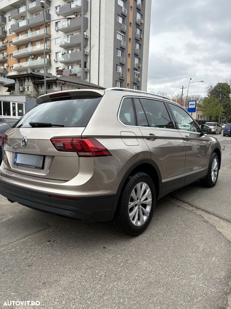 Volkswagen Tiguan 2.0 TDI 4Mot DSG Comfortline - 4