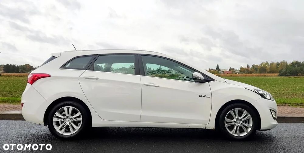 Hyundai i30 1.6 CRDi Premium - 5