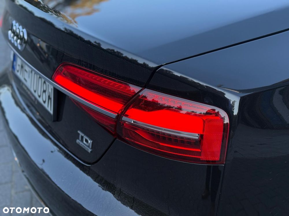 Audi A8 - 9