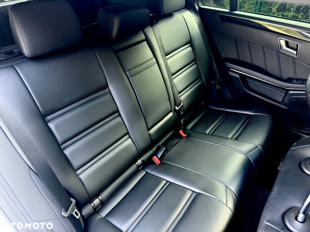 Mercedes-Benz Klasa E 63 AMG 4Matic AMG Speedshift MCT - 31