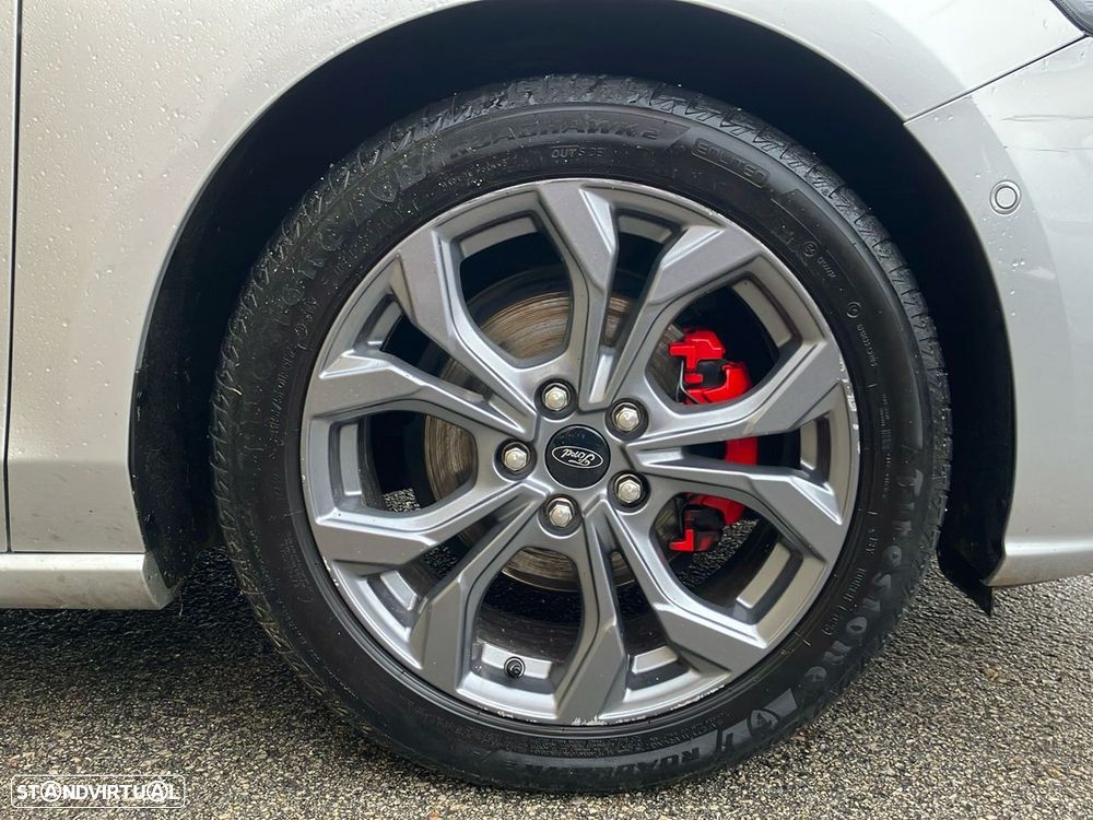 Ford Focus 1.0 EcoBoost MHEV ST-Line - 17