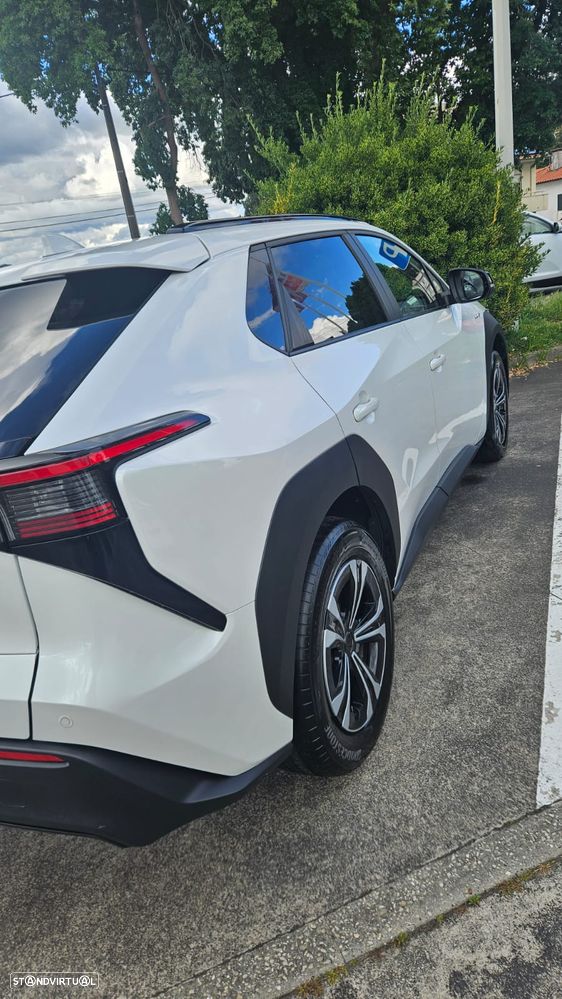 Toyota bZ4X 71,4 kWh Exclusive - 4