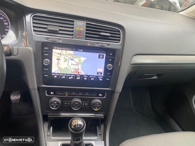 VW Golf Variant 1.6 TDi Highline - 22