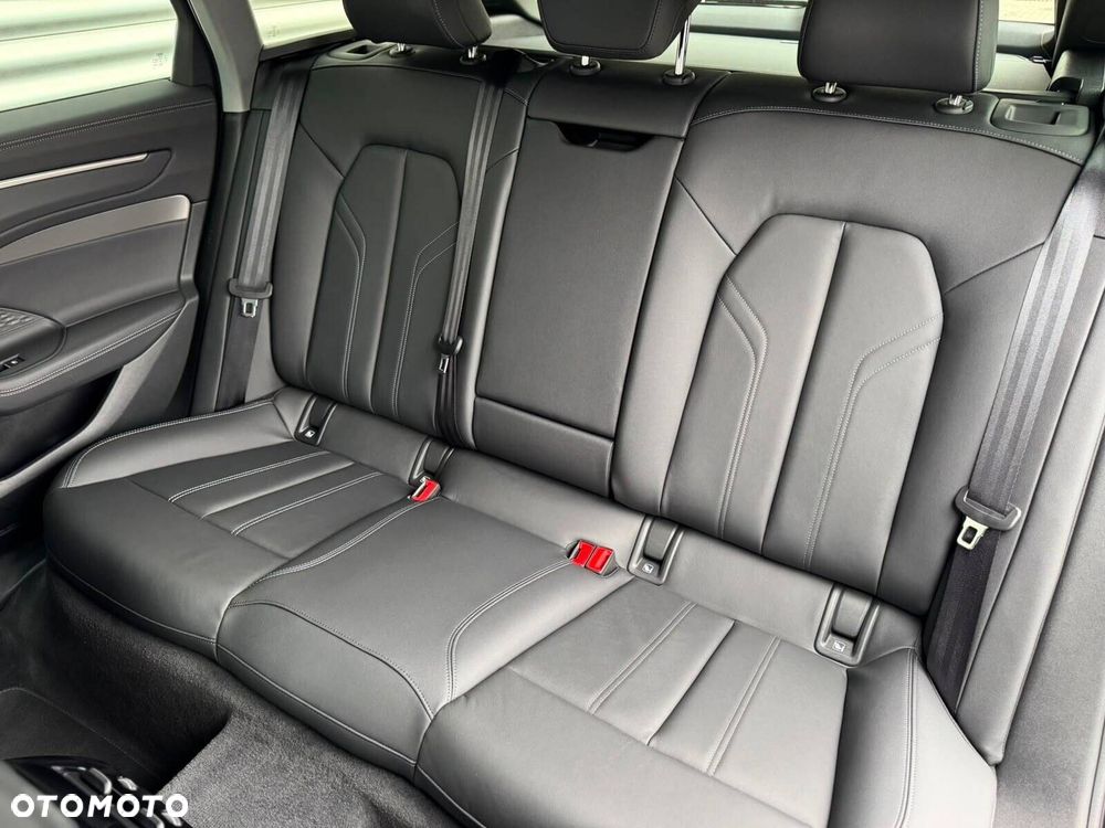 Audi A6 Avant - 36