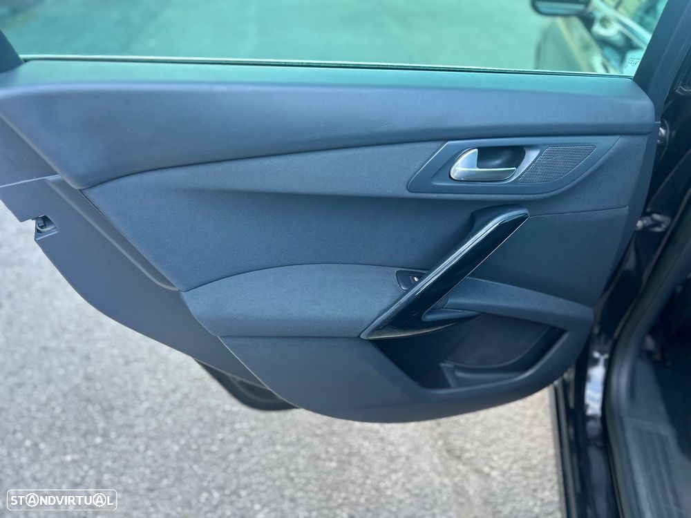 Peugeot 508 SW 1.6 e-HDi Allure 2-Tronic 105g - 17