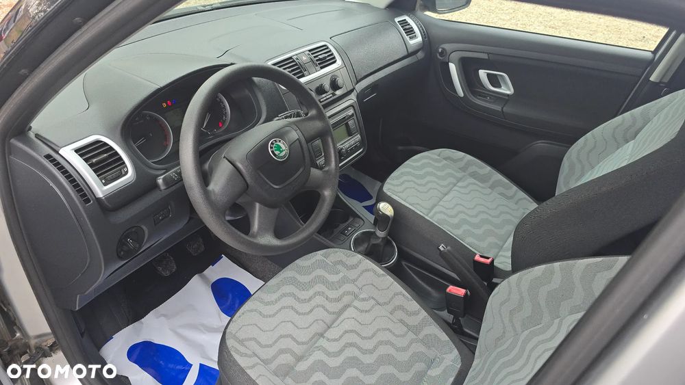 Skoda Fabia 1.2 HTP Ambiente - 9