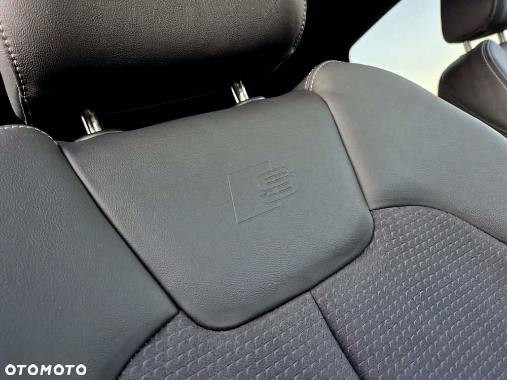 Audi Q5 50 TFSIe quattro S tronic S line - 9