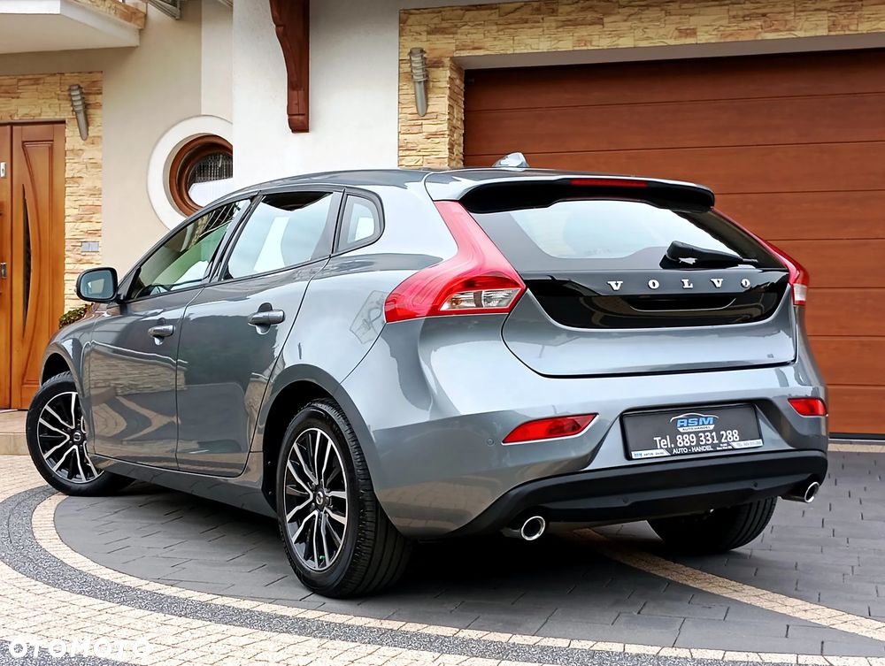 Volvo V40 D2 Momentum - 7