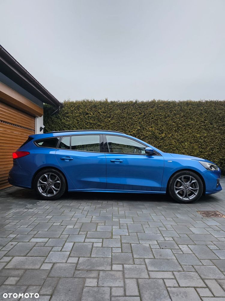 Ford Focus 1.5 EcoBlue STart-Stopp-System ST-LINE X - 6