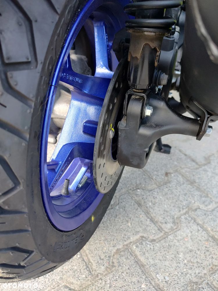 Yamaha X-max - 15