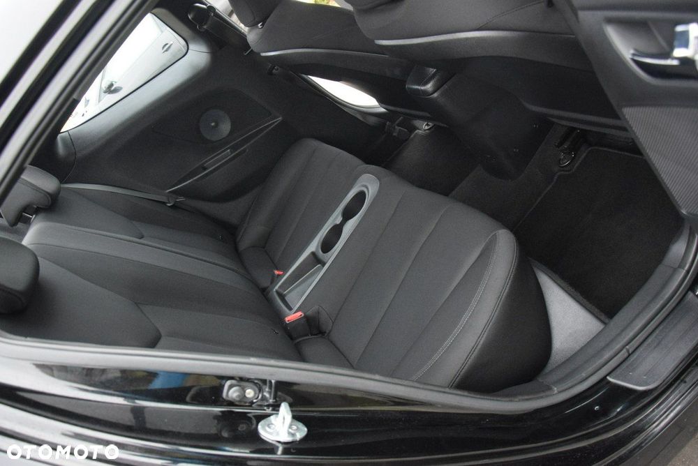 Hyundai Veloster 1.6 blue Style - 30