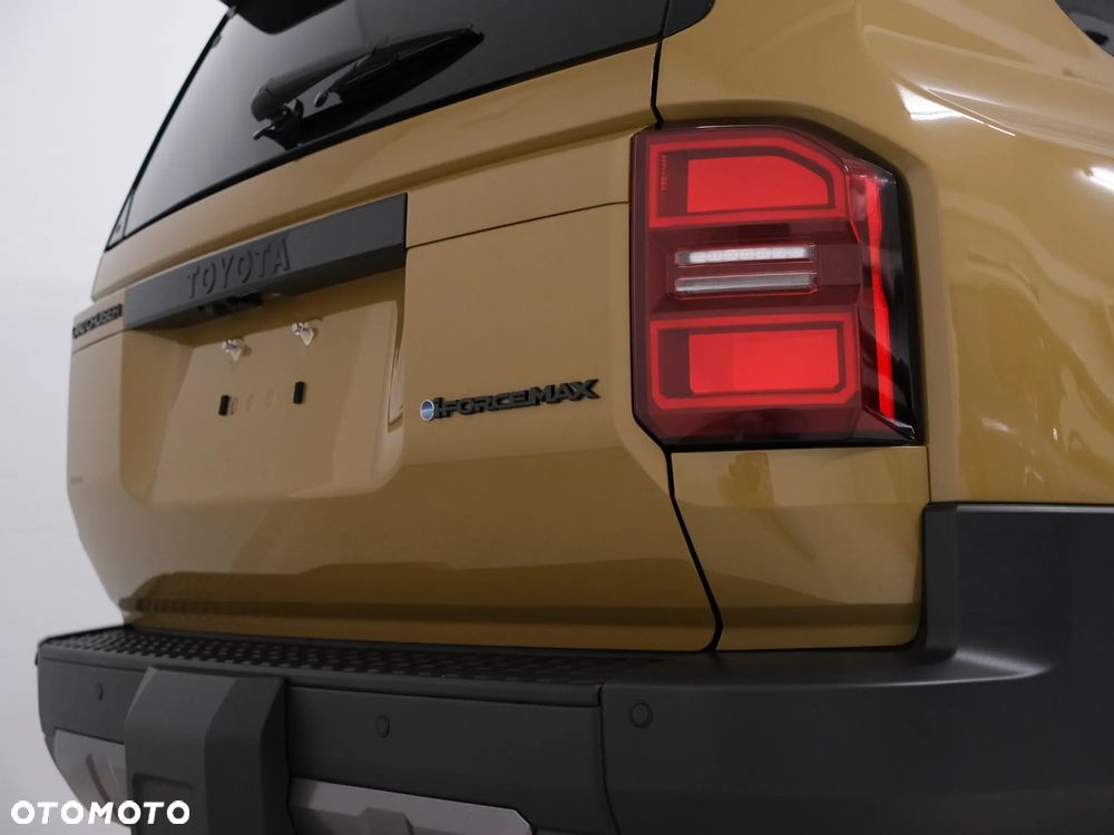 Toyota Land Cruiser - 6