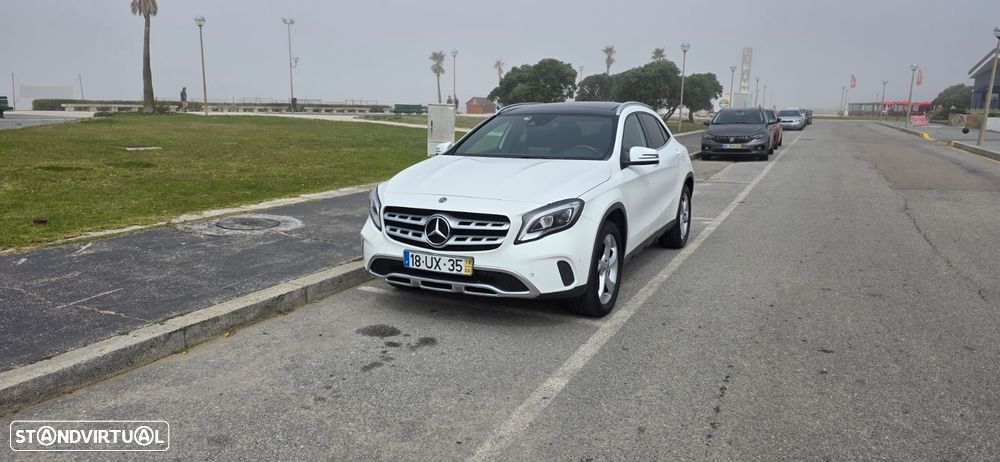 Mercedes-Benz GLA 200 - 15