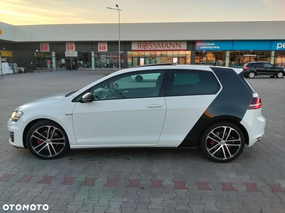 Volkswagen Golf GTD (BlueMotion Technology) - 3