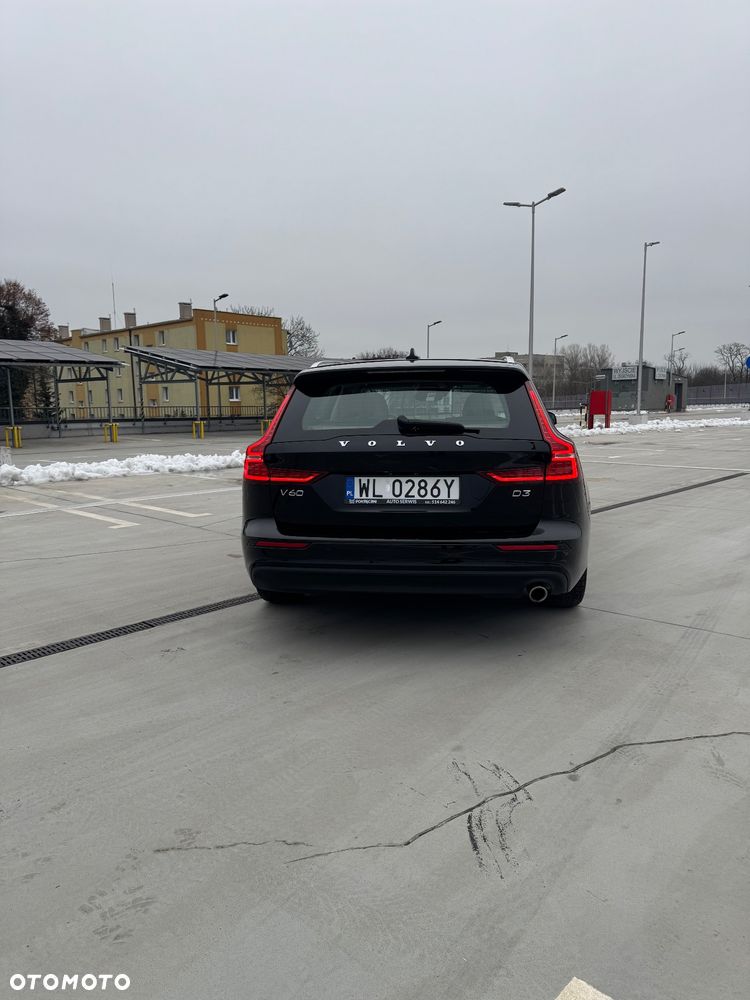 Volvo V60 D3 Momentum Pro - 12