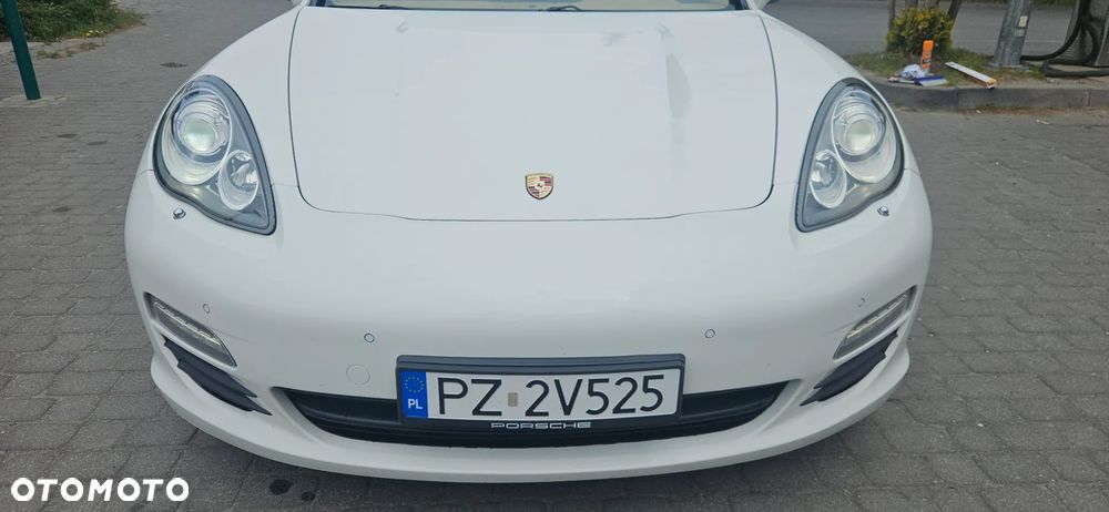 Porsche Panamera Diesel Platinum Edition - 15