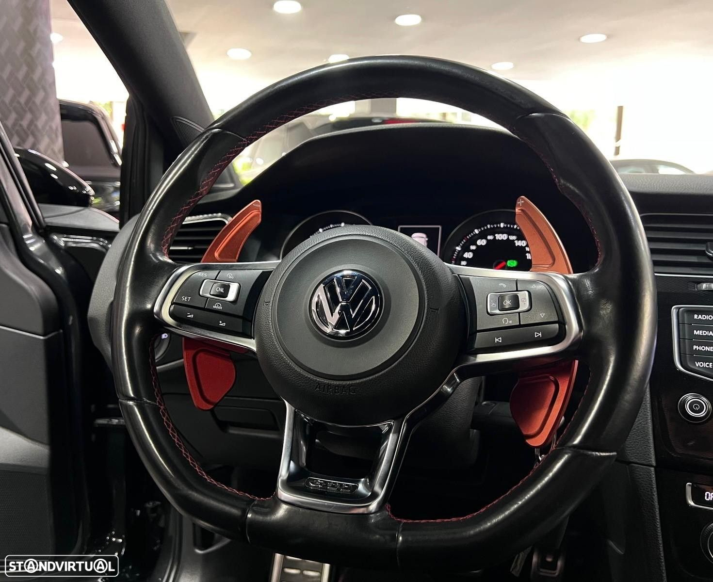 VW Golf 2.0 TSi GTi DSG Performance - 12
