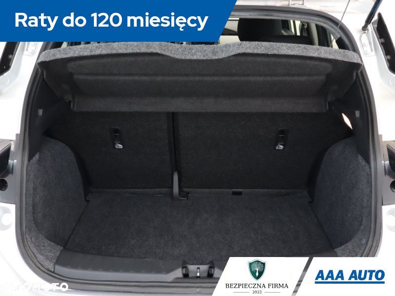Nissan Micra - 16
