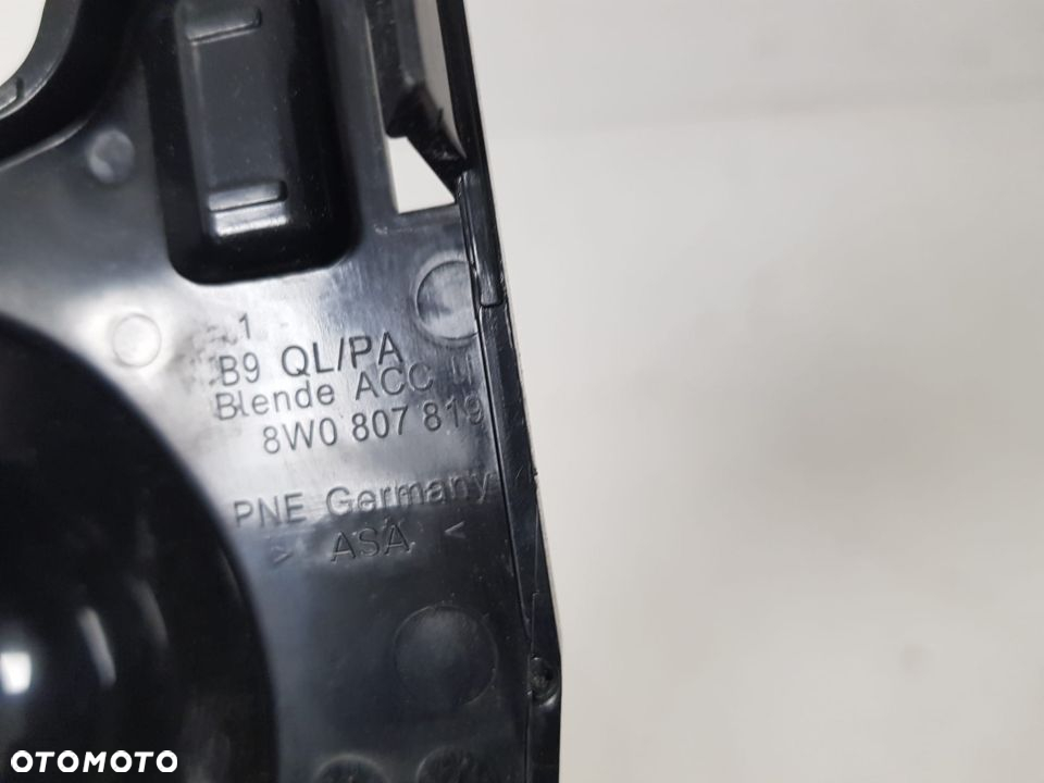 AUDI A4 B9 A5 8W6 OSŁONA ZAŚLEPKA RADARU CZUJNIKA PRĘDKOŚCI LEWA 8W0807819 - 4