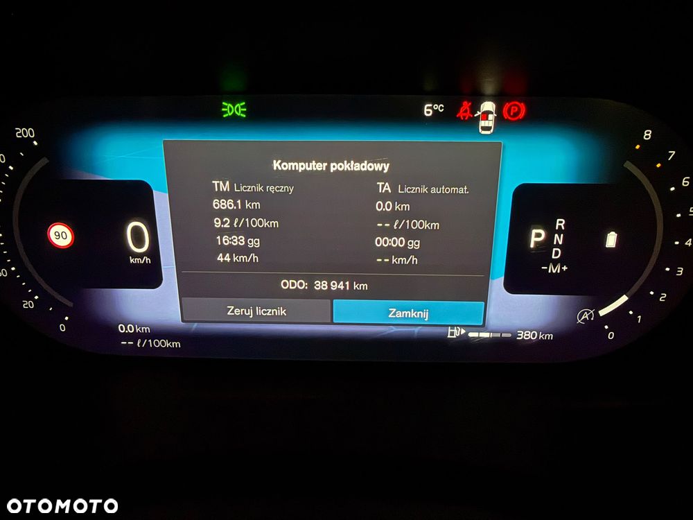 Volvo XC 60 B5 B AWD Plus Dark - 13